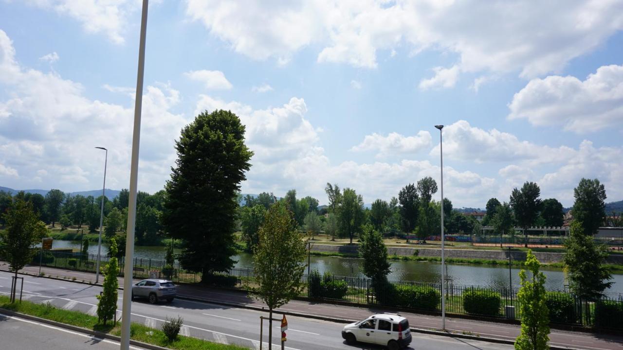 Arno River View Apartment Terraces, Free Parking Florenz Exterior foto