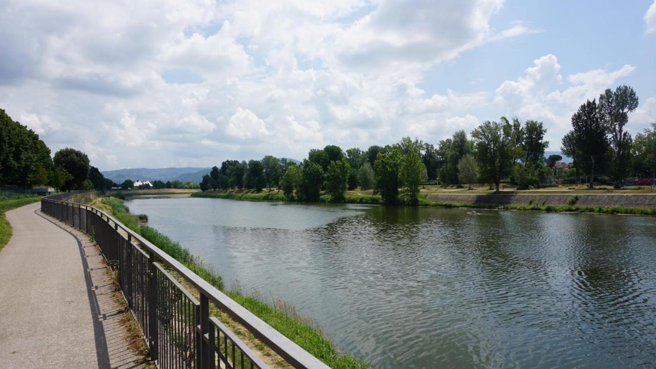 Arno River View Apartment Terraces, Free Parking Florenz Exterior foto